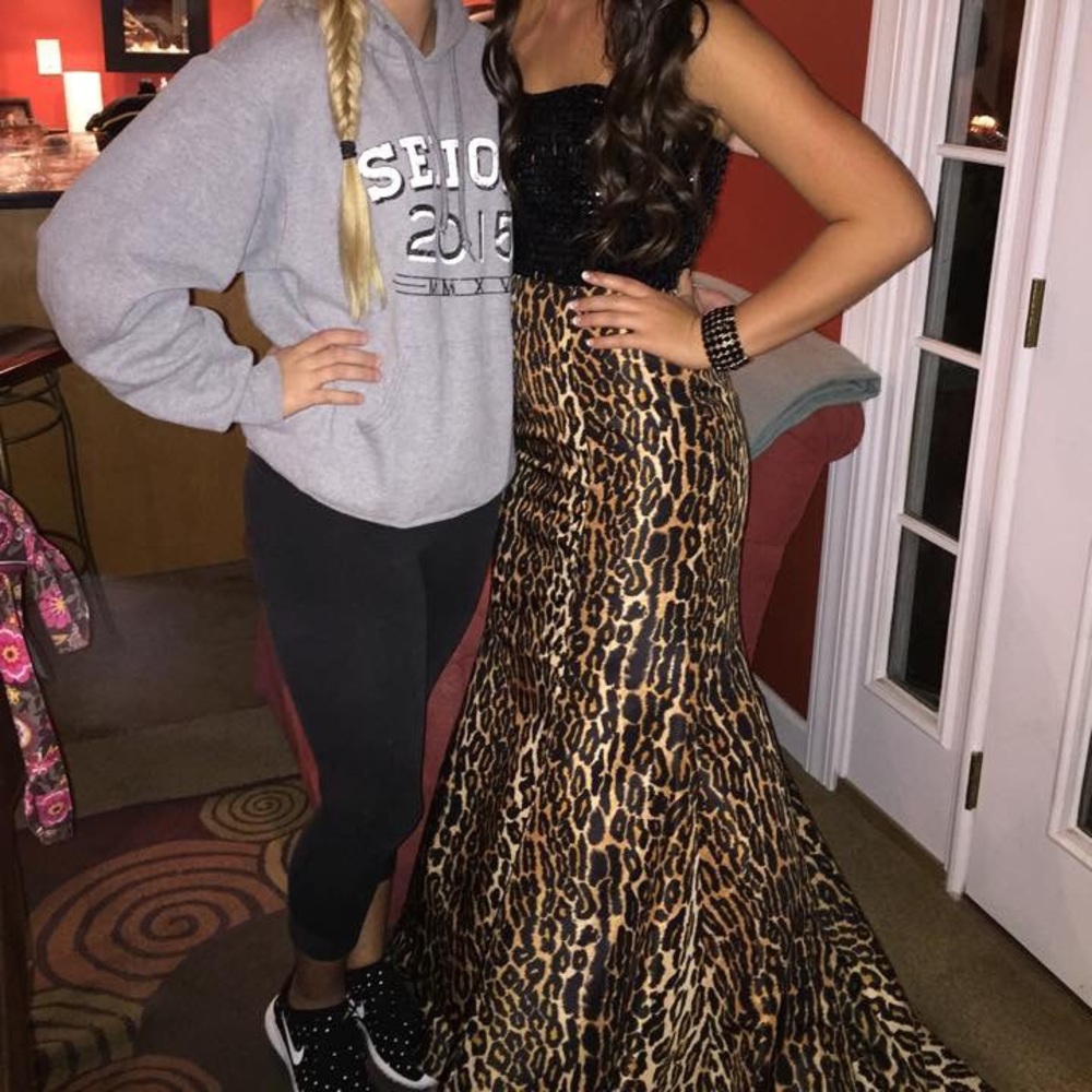 Prom Dress - Picture 4 of 5